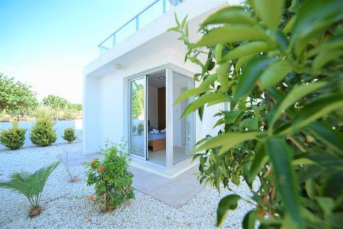 Coral Bay Villa 10