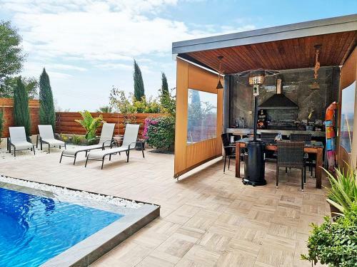 Shanti Paphos Villa