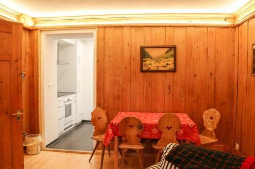 Apartments Villa Surlej