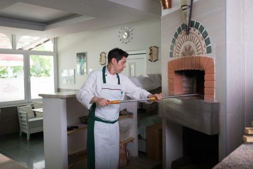 Hostal Apartments O Sole Mio
