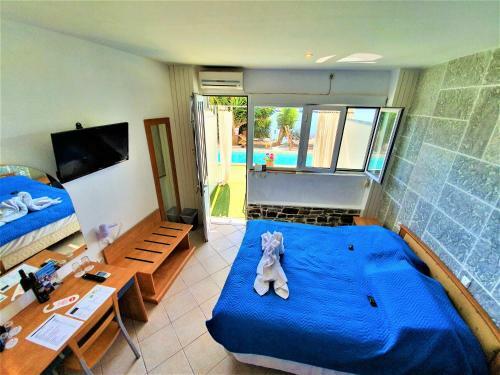 Porto Evia Boutique Hotel
