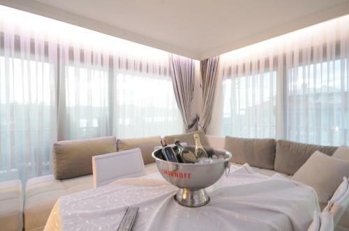 Shimal Residence Hotel