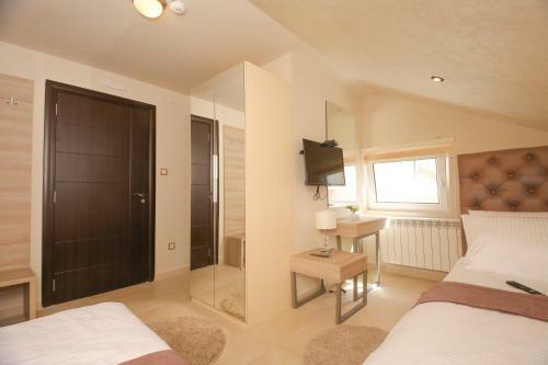 Hotel Bajadera Lux Doo