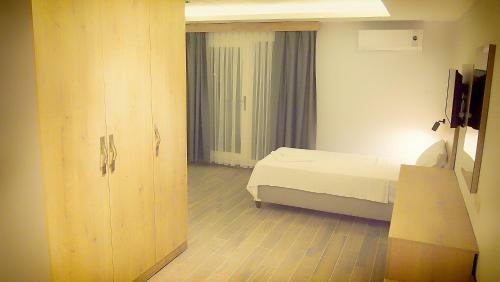 Porta Troya Hotel