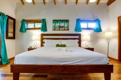 Hotel Mariposa Belize Beach Resort
