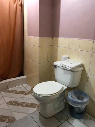 Hostal Hotel Guest House Inn