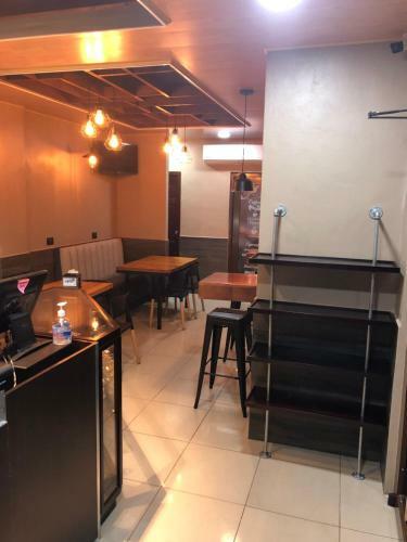 Hostal Hotel Guest House Inn