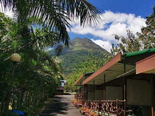 Hotel Palmera Real Hot Springs