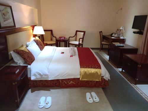 Falcon Heights Hotel