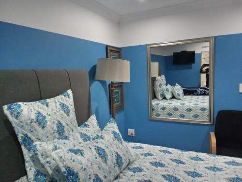Hostal Dante Guest House