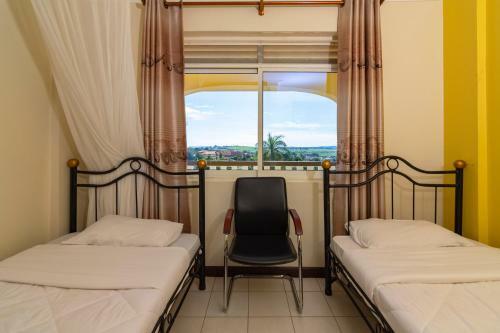 Hotel Karibu Bb Suites