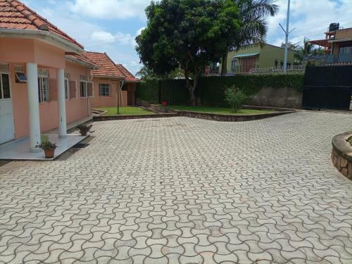 Crane Serviced Apartments