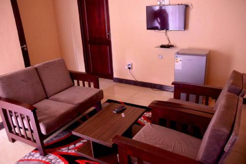 Antique Apartment 2