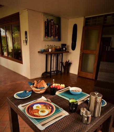 Hostal Elementis Entebbe