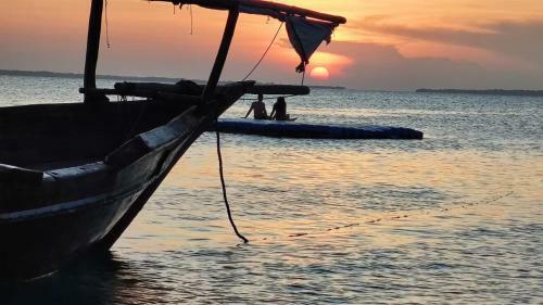 Bed & Breakfast Tropicana Kendwa Beach Hotel