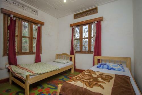 Hostal Ewaka Guesthouse And Backpackers