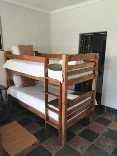 Hotel 24 Onvrey 3 Star Guest House