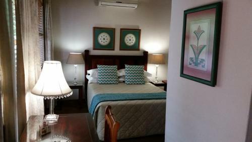 Hostal De Witt'e Guest House