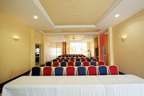 Hotel Oxygen Holiday Resort