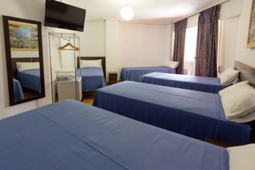 Hostal Pensi�n Laurel