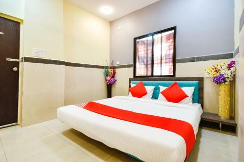 Oyo 71301 Hotel Karemore Celebration