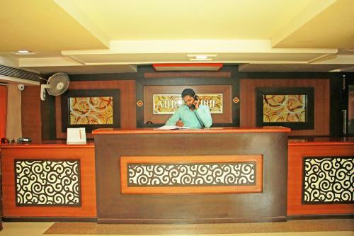Oyo 22040 Hotel Vatsa Inn