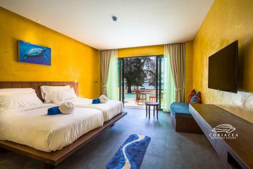 Hotel Coriacea Beachfront Boutique Phuket Resort - Sha Plus