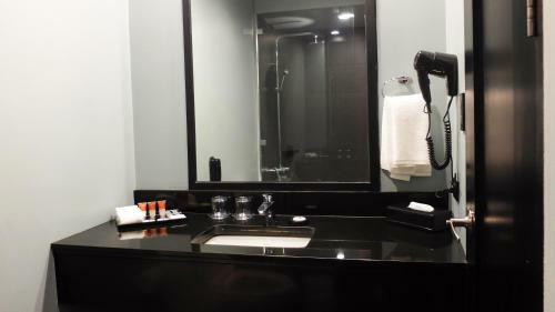 Amelie Hotel Manila
