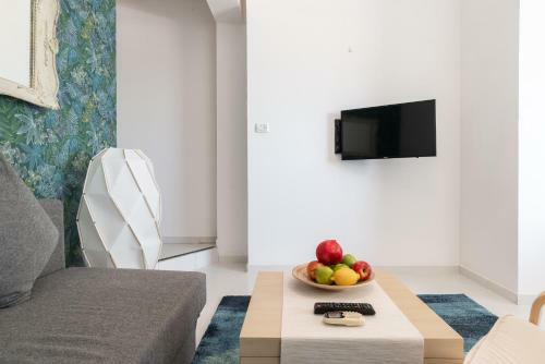 Sea View 2 Bedroom Apartment