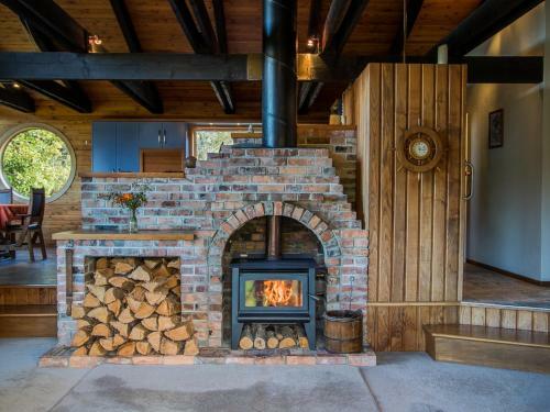Tasman Hideaway - Marahau Holiday Home