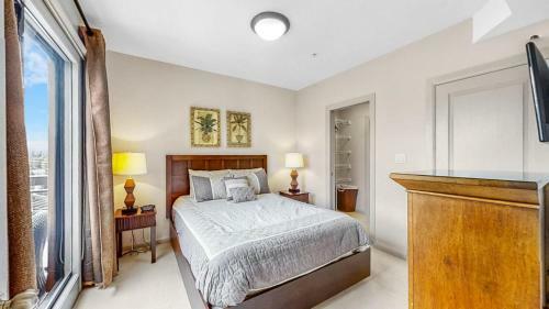 Apartamento Top Floor Corner Unit With Pool And Lake View