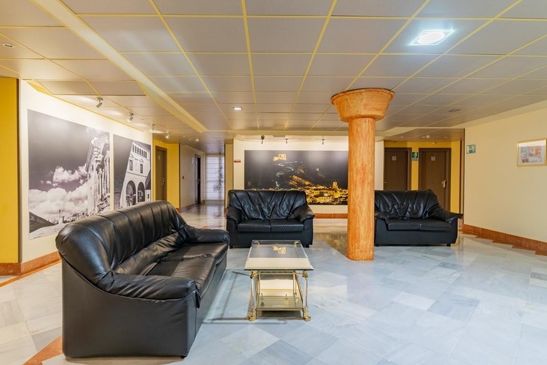 Hotel Monreal