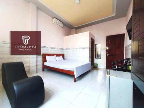 Hotel Kh�ch S?n Tr??ng Ph�t