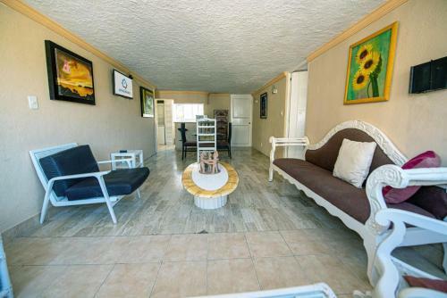 Upscale Apartment, Amazing Ammenitties, Fast Wifi