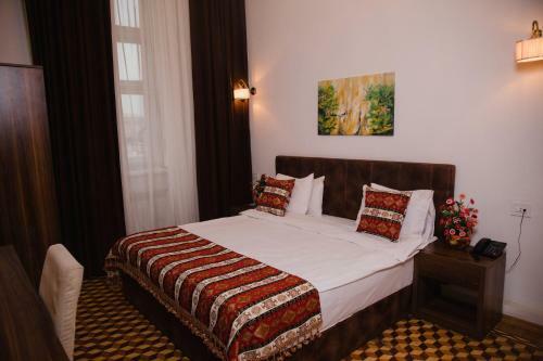 Malakhan Hotel