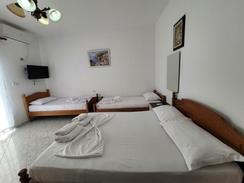 Hostal Guesthouse Shpetim