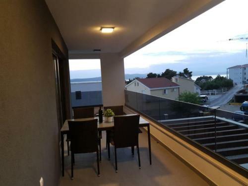 Apartments Villa Esse - Heated Pool & Seaview