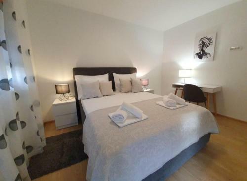 Apartments Villa Esse - Heated Pool & Seaview
