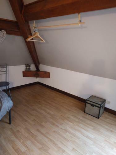 Hostal Room In Bb - Breakfast Included Ten Minutes From Lac de La Raviege 2