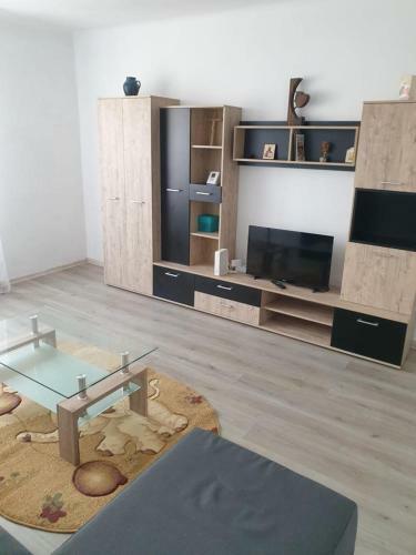 Exclusive Apartments Bac?u Iss9