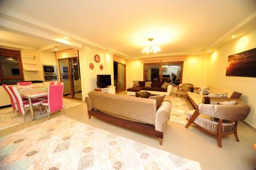 Villa Atavillas Bekta? 3