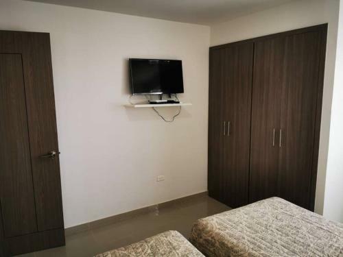 Apartamento Nuevo, C�modo, Buena Ubicacion