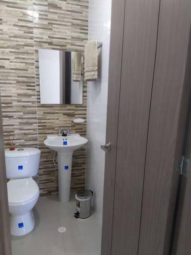 Apartamento Nuevo, C�modo, Buena Ubicacion