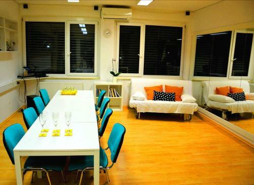 Tej Hostel