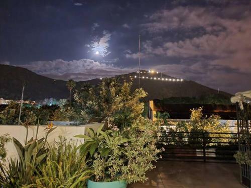 Apartamento New Central Flat, Beautiful Outdoor Space & Views
