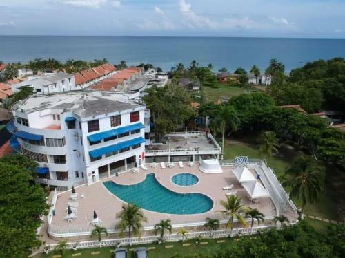 Apartamentos Cove�as, Condominio Victoria Real