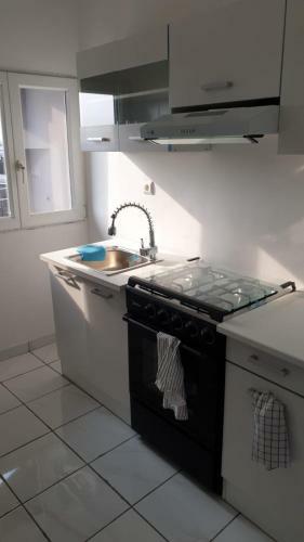 Apartamento Superbe Studio Meubl� Cit� Des Palmiers Douala