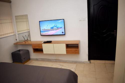 Stunning 1-bed Apartment In Lekki Phase 1