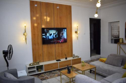 Stunning 1-bed Apartment In Lekki Phase 1