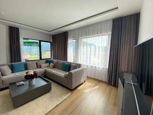 Villa Pazaric Residence